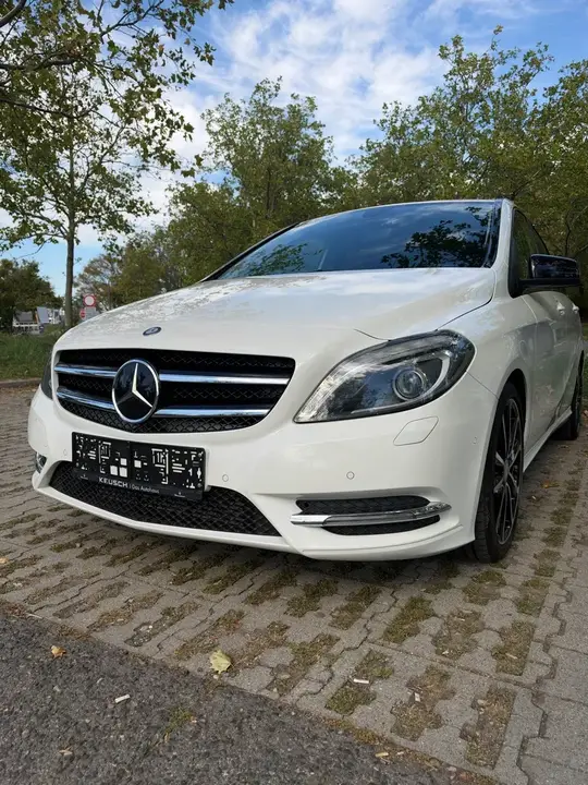 Mercedes-Benz B-Class 2014 photo 2