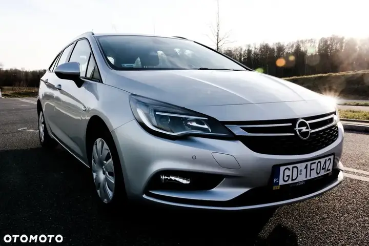 Opel Astra 2018 photo 5