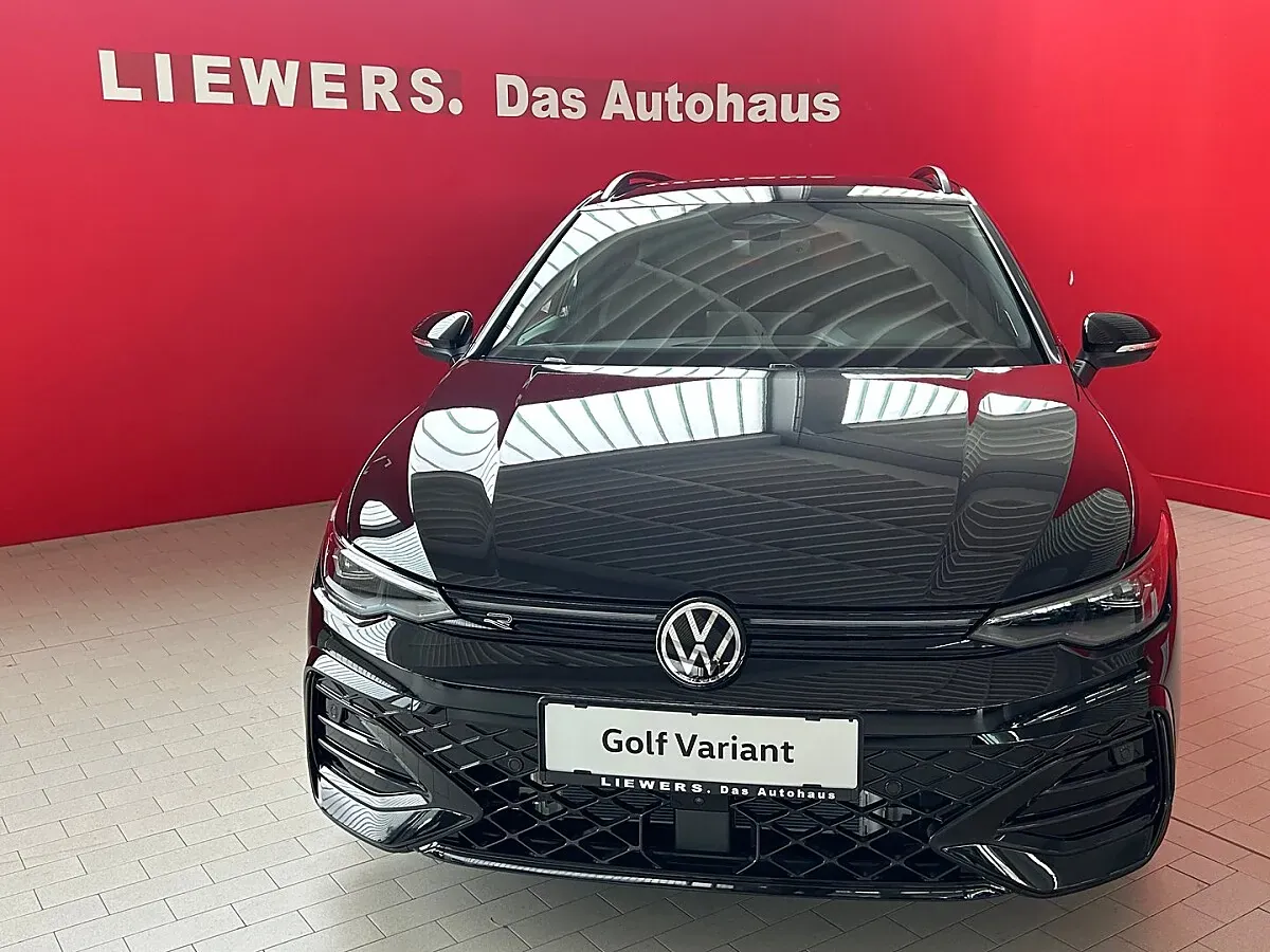 Volkswagen Golf 2026 photo 2