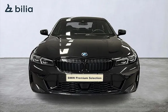 BMW 330E 2026 photo 5