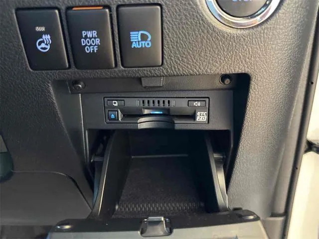 Toyota Alphard 2021 photo 5