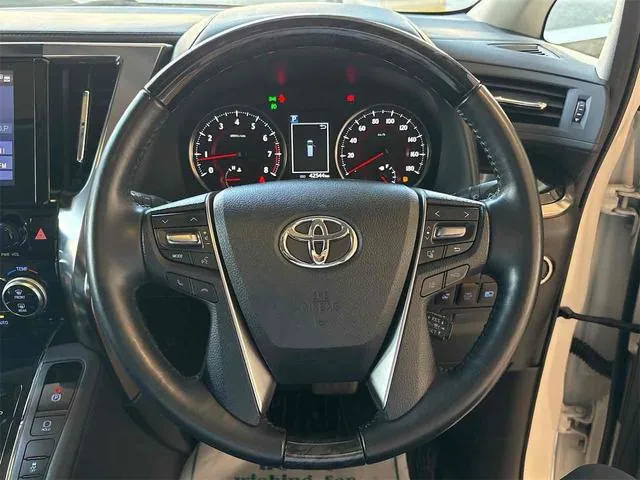 Toyota Alphard 2021 photo 3