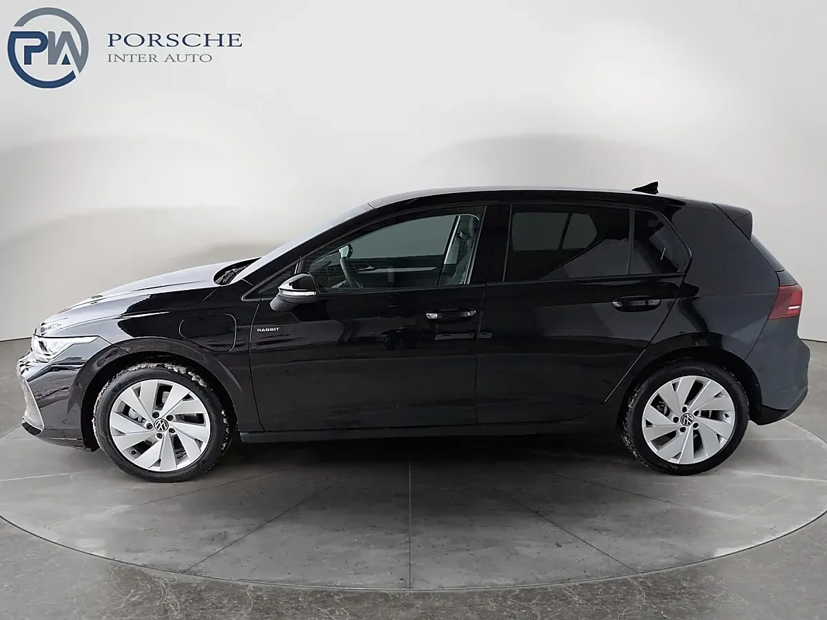 Volkswagen Golf 2026 photo 2