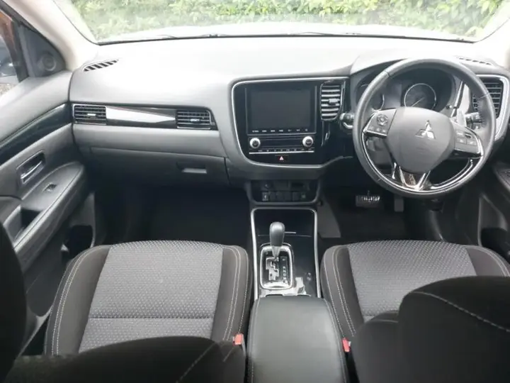 Mitsubishi Outlander 2020 photo 3