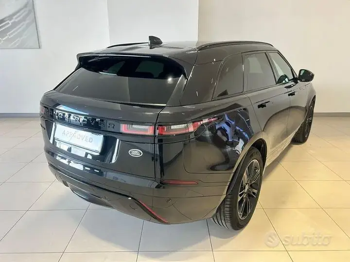 Land Rover Velar 2023 photo 2