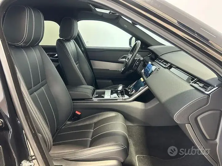 Land Rover Velar 2023 photo 3