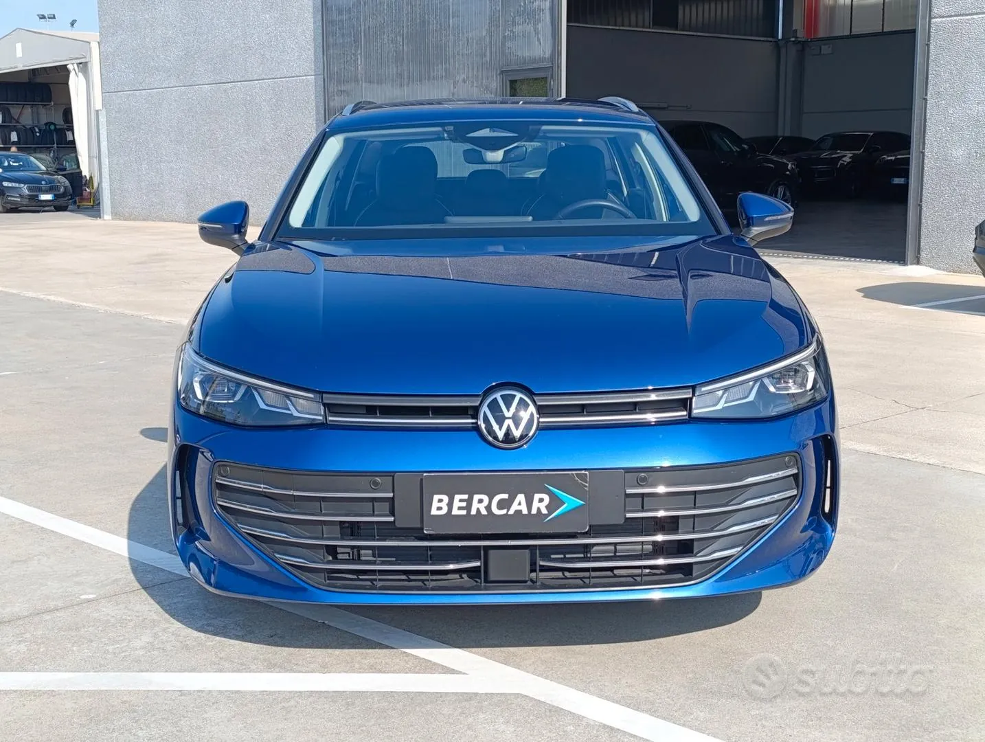Volkswagen Passat 2024 photo 2