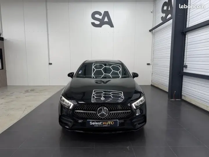 Mercedes-Benz A-Class 2018 photo 2