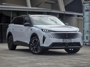 Peugeot 5008 2026 photo 2