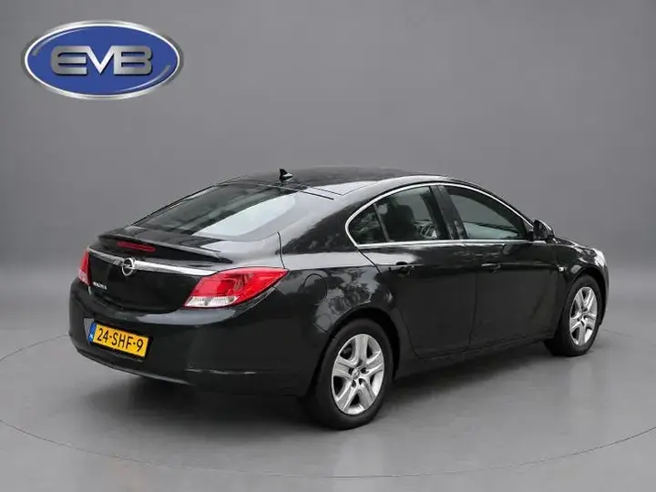 Opel Insignia 2011 photo 3