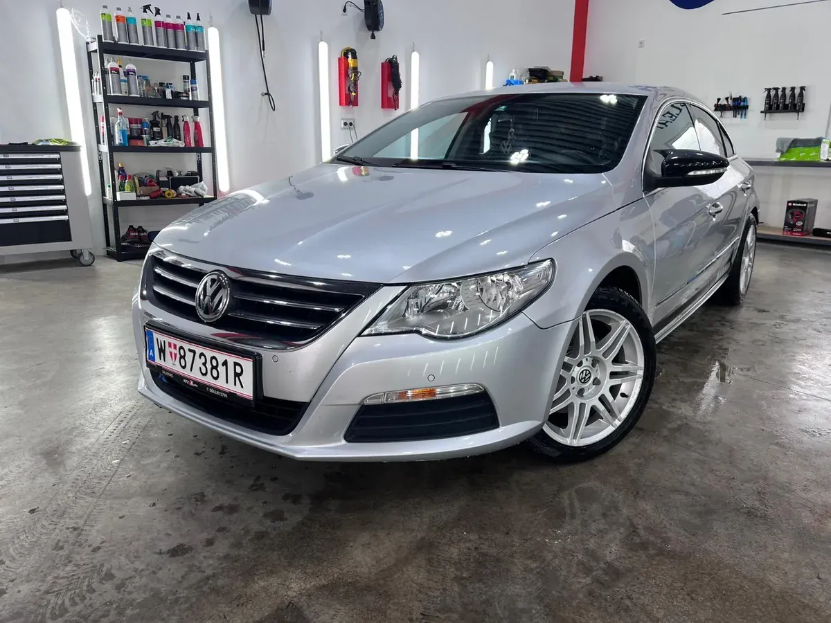 Volkswagen Passat Cc 2010 photo 3