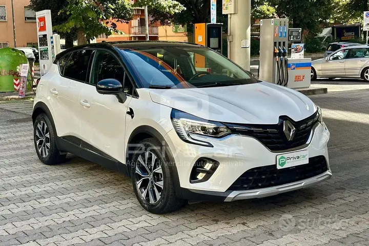 Renault Captur 2024 photo 3