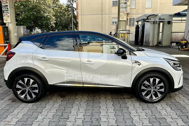 Renault Captur 2024 photo 4
