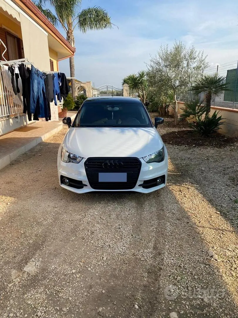 Audi A1 2014 photo 2