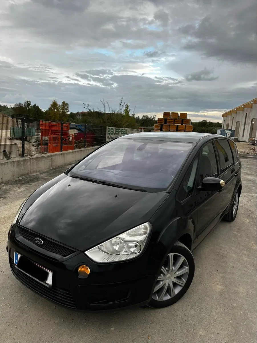 Ford S-Max