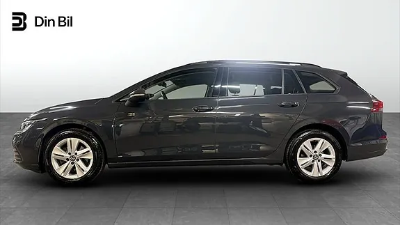 Volkswagen Golf I 2023 photo 2
