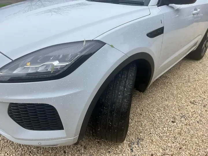 Jaguar E-Pace 2020 photo 2