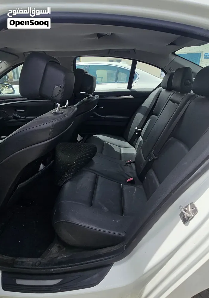 BMW 3 Series 2011 photo 4