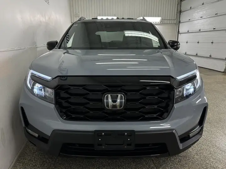 Honda Passport 2023 photo 2