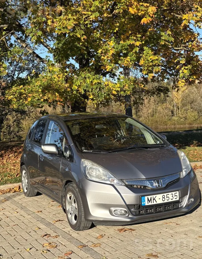 Honda Jazz 2012 photo 2