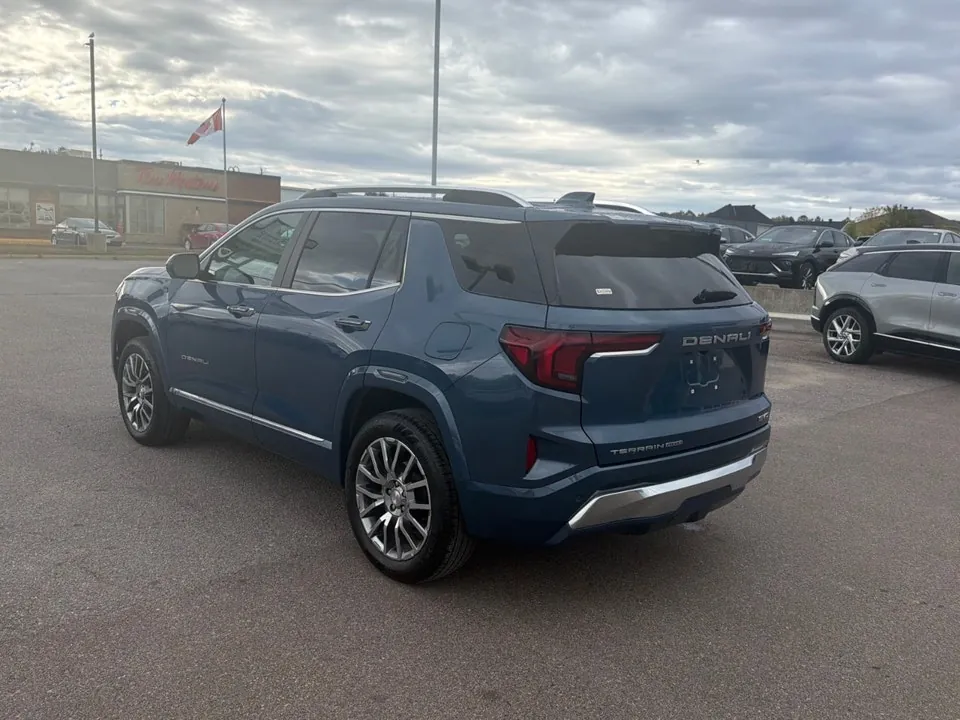 GMC Terrain 2026 photo 3