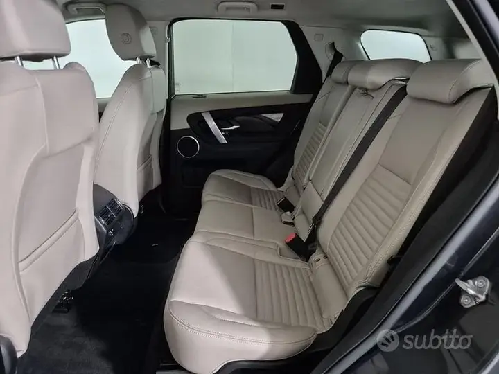 Land Rover Discovery Sport 2021 photo 5