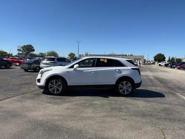 Cadillac Xt5 2024 photo 3
