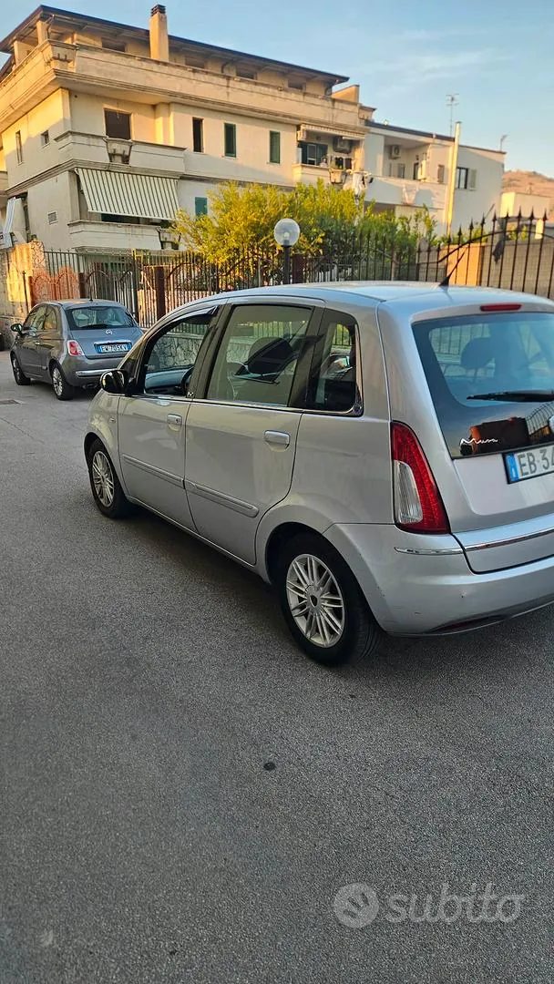Lancia Musa 2010 photo 2