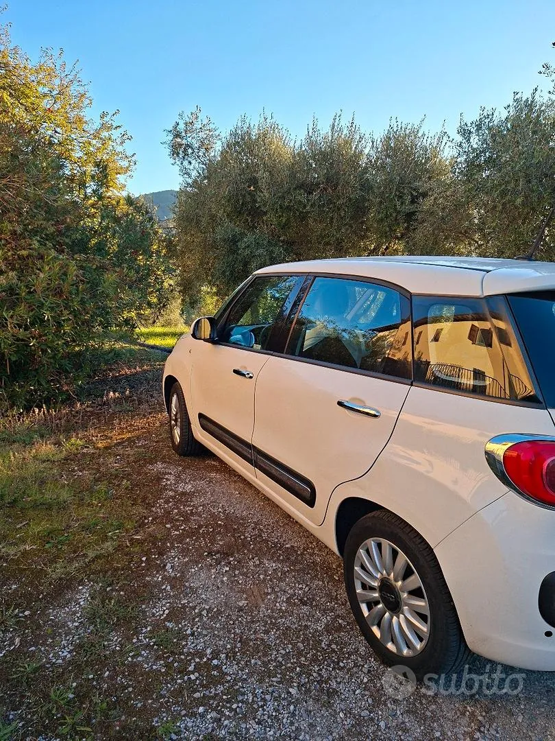 Fiat 500L 2015 photo 4