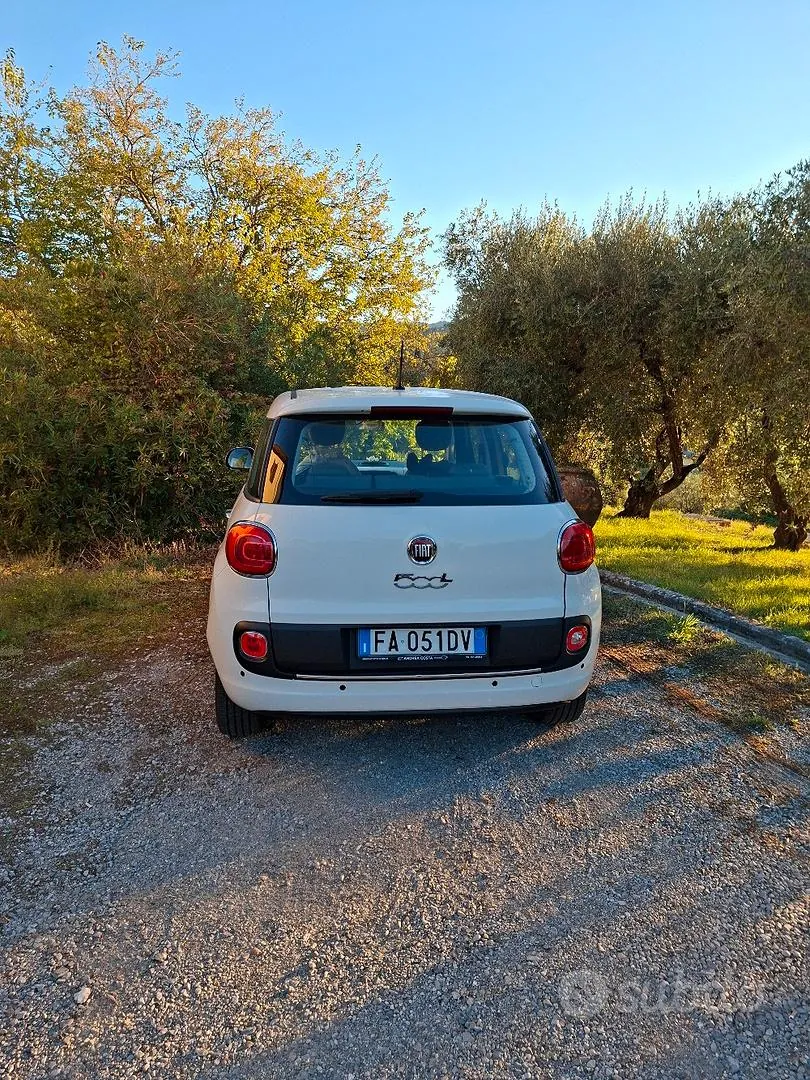 Fiat 500L 2015 photo 2
