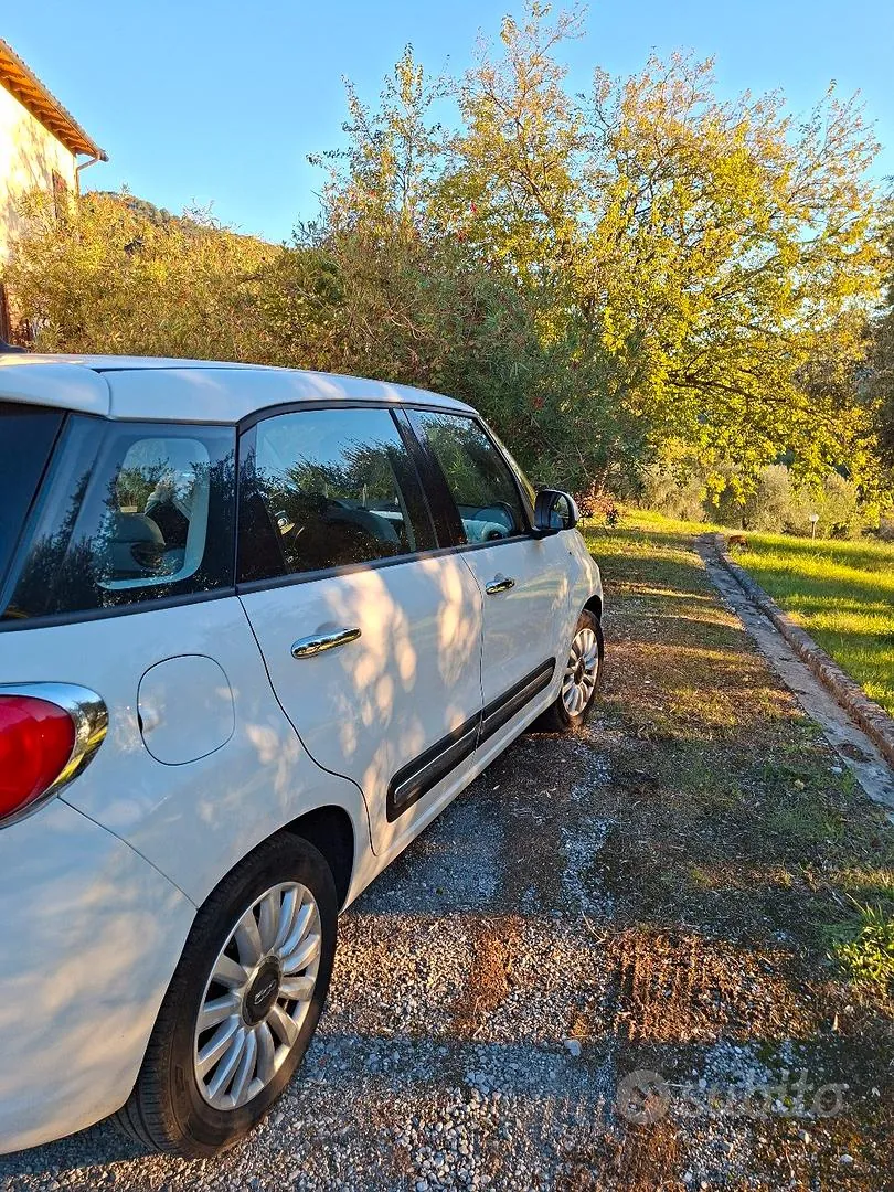 Fiat 500L 2015 photo 3