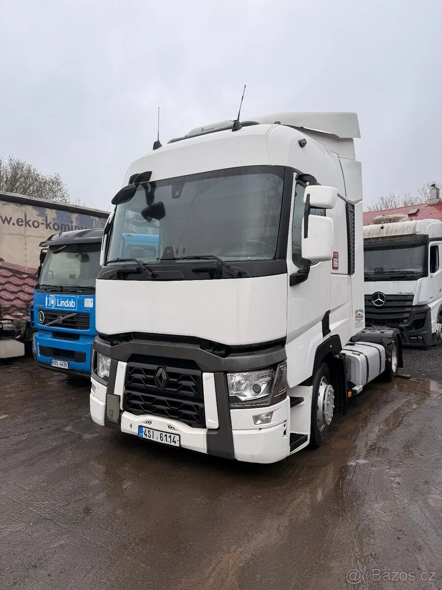 Renault T