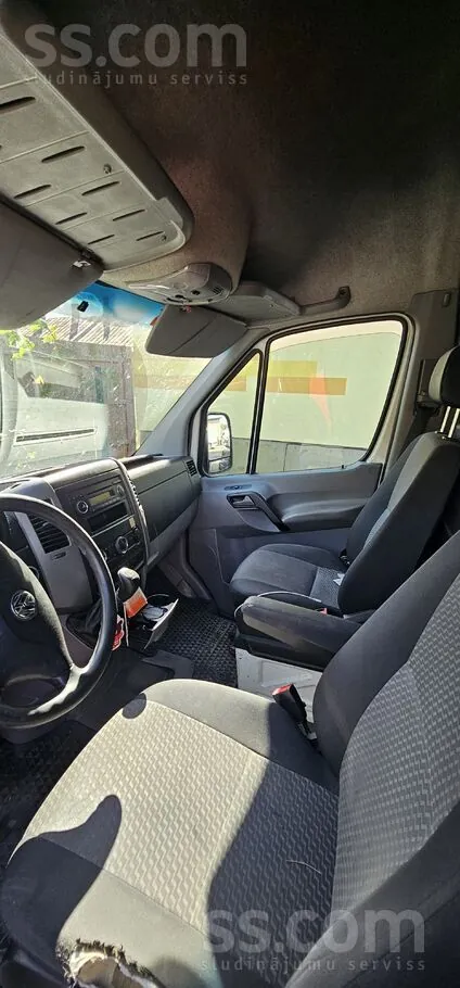 Volkswagen Crafter 2013 photo 2