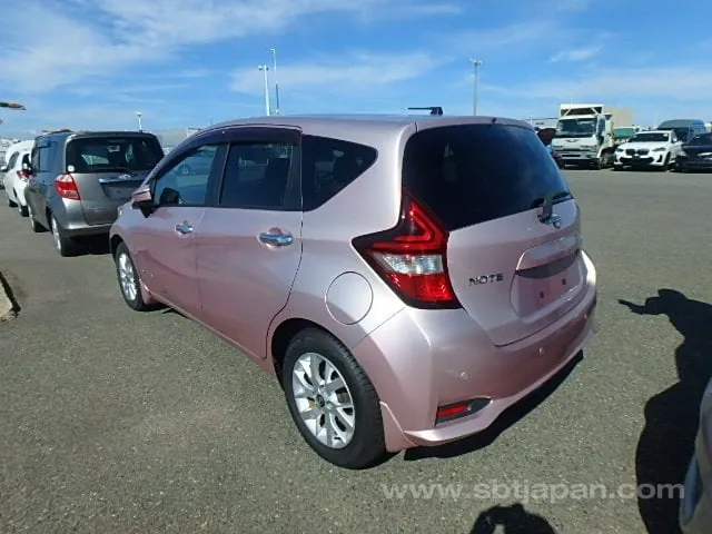 Nissan Note 2017 photo 3