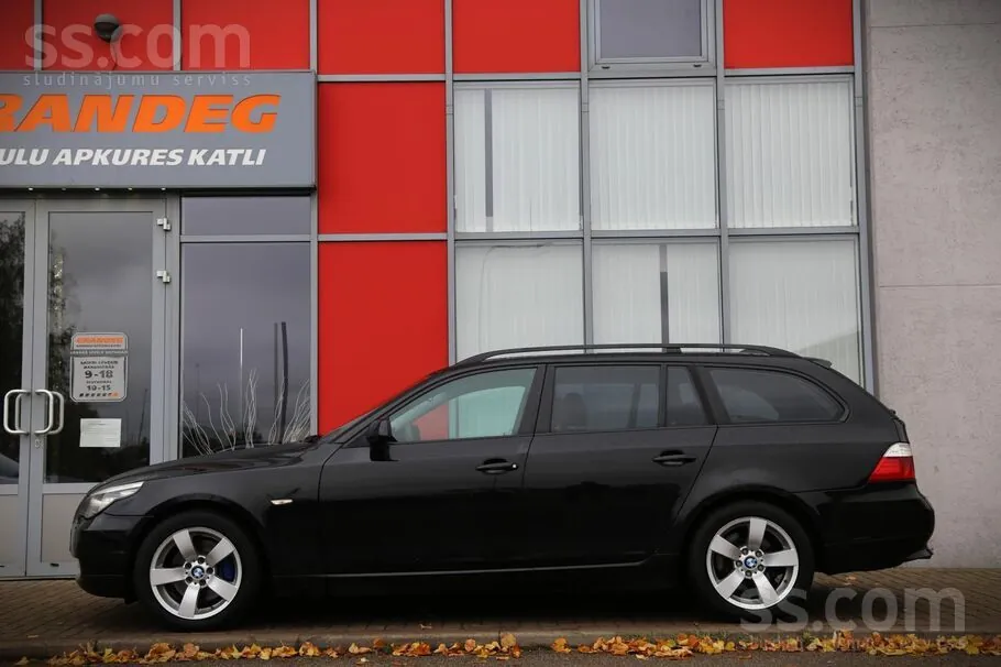 BMW 525 2009 photo 2