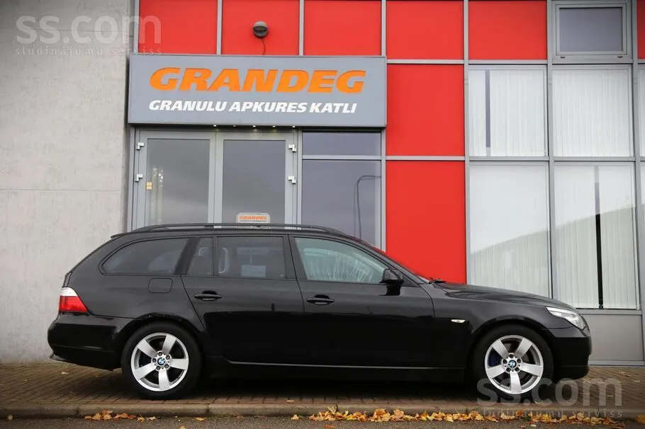 BMW 525 2009 photo 3