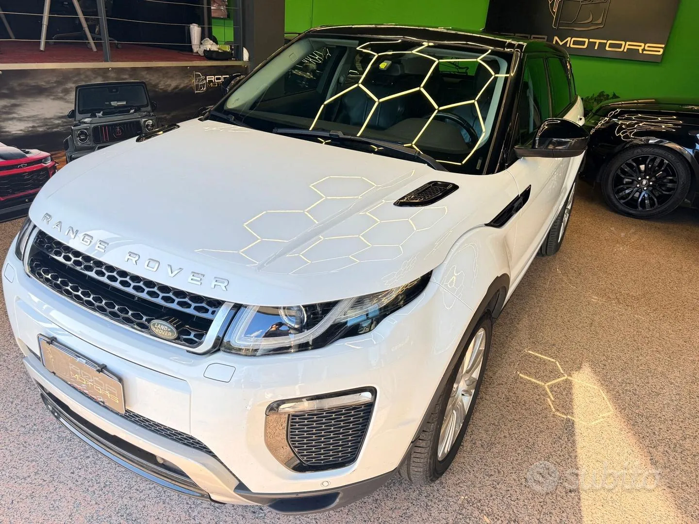 Land Rover Range Rover Evoque 2017 photo 3