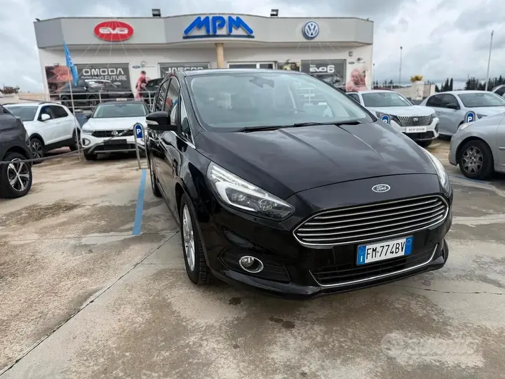 Ford S-Max