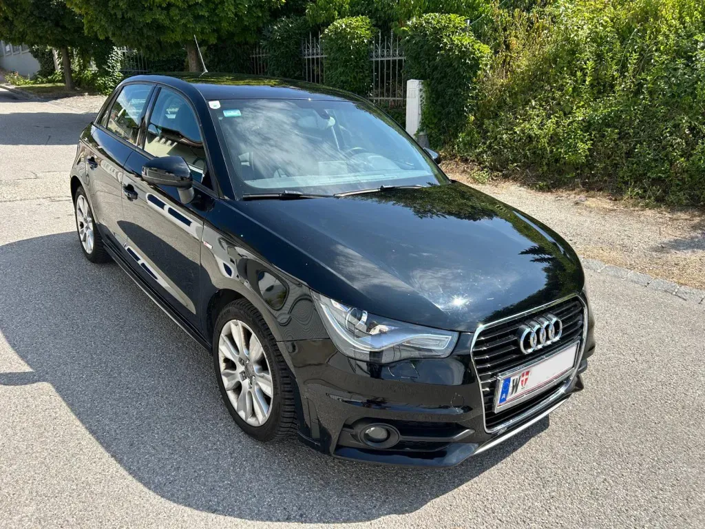 Audi A1 2012 photo 3
