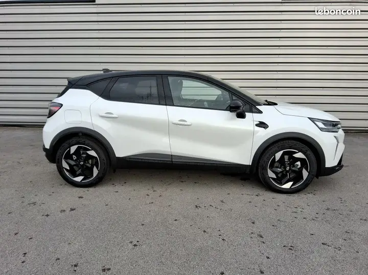 Renault Captur 2026 photo 4