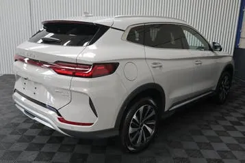 BYD Seal 2026 photo 2