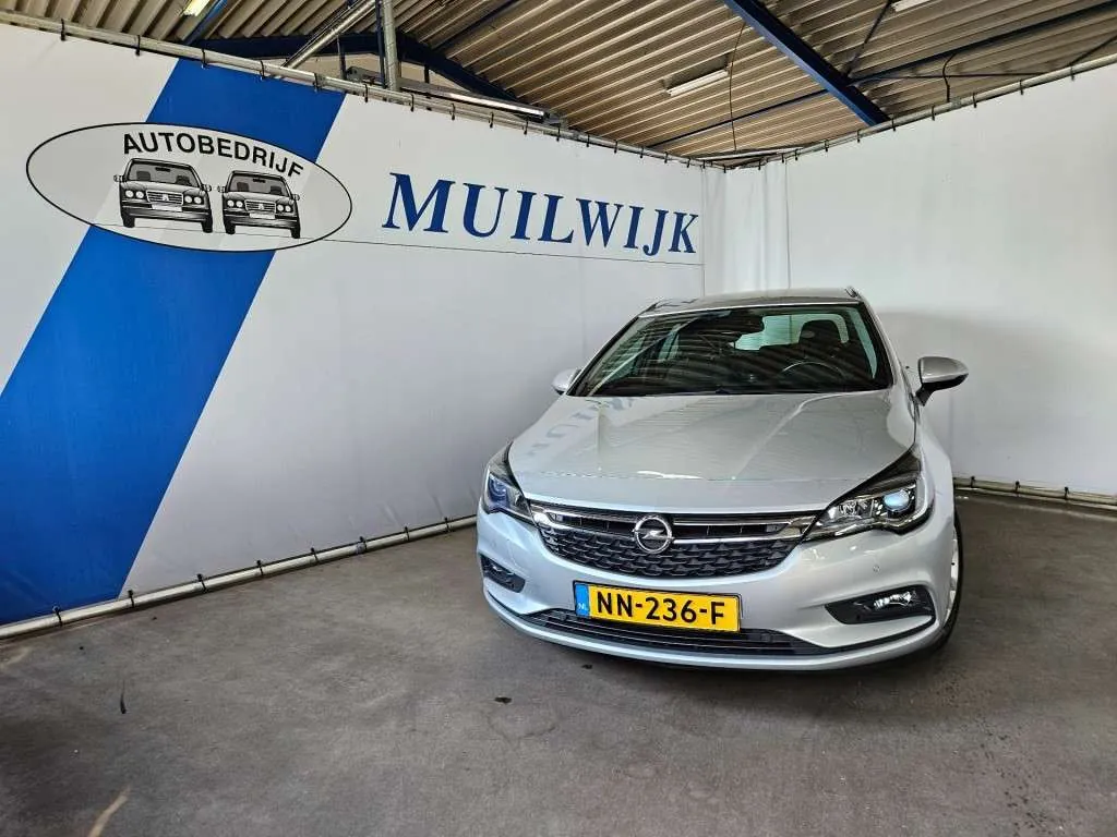 Opel Astra Sports Tourer 2017 photo 5