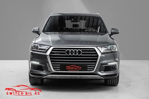 Audi Q7 2018 photo 2