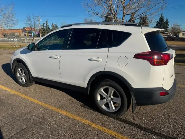 Toyota Rav4 2013 photo 4