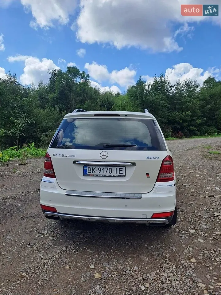 Mercedes-Benz Gl-Class 2010 photo 4