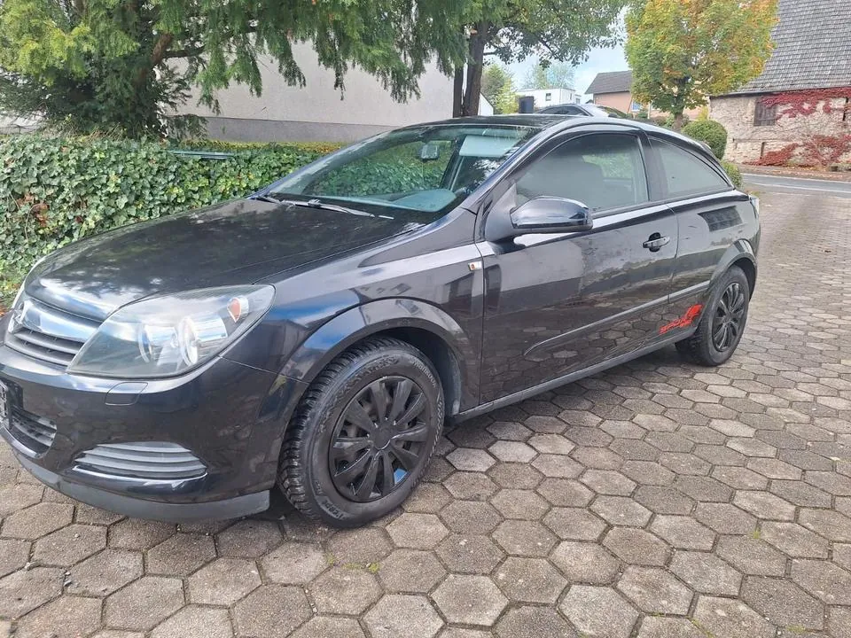 Opel Astra Gtc