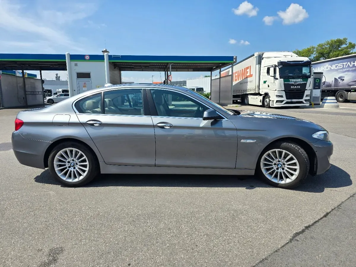 BMW 550I