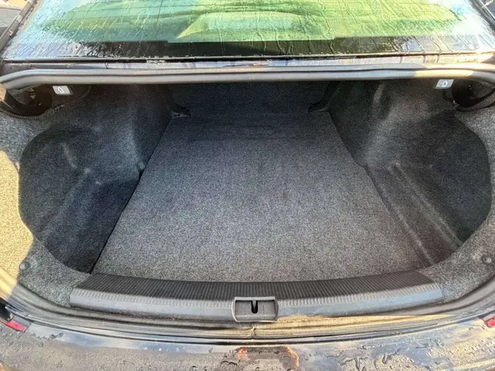 Volkswagen Passat 2021 photo 5