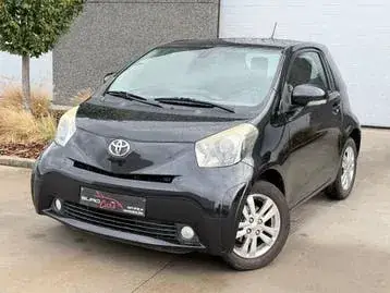 Toyota Iq 2011 photo 2