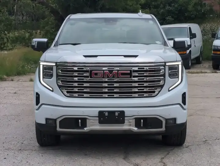 GMC Sierra 1500 2026 photo 3